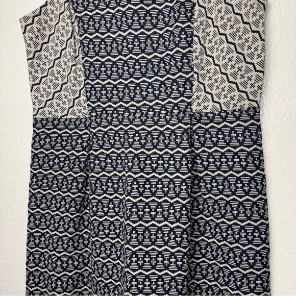 Ann Taylor Loft Shift Dress Woman's 6 Tapestry Geometric Ikat Print Navy Blue - Picture 7 of 16